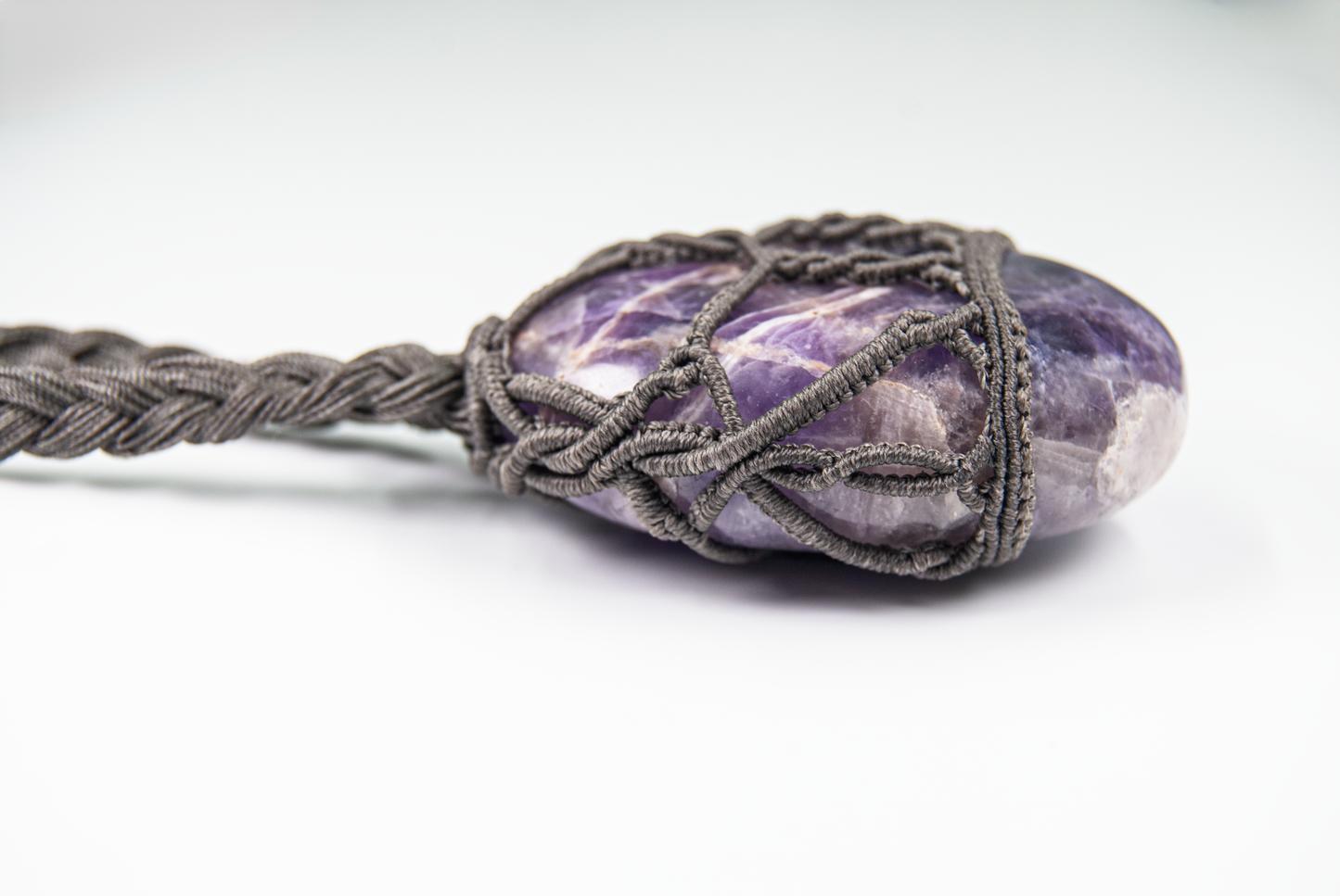 Crown Awakening Amethyst Necklace – Unique Handmade Macramé Pendant