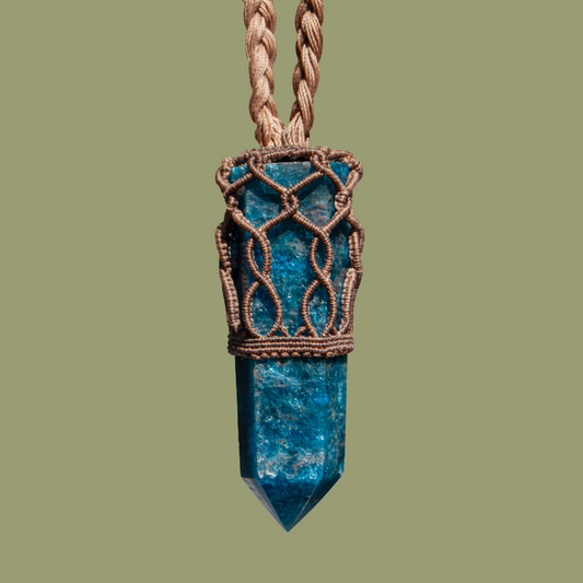 Awakened Mind Apatite Necklace – One-of-a-Kind Energy Pendant