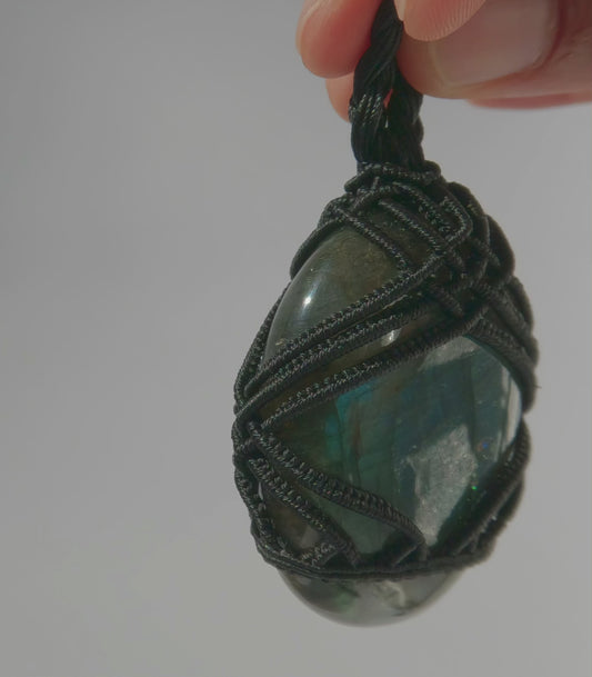 Dreamwalker Labradorite Necklace – Handmade Third Eye Chakra Pendant